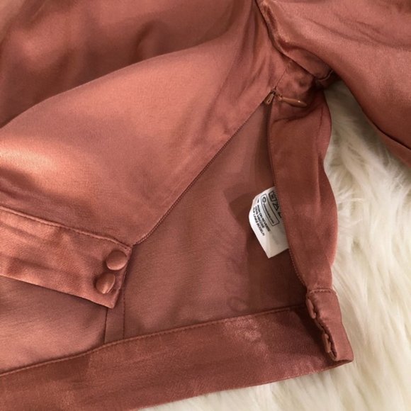 New & Other Stories faux wrap crossover flutter sleeve crop v-neck satin blouse - Picture 10 of 11